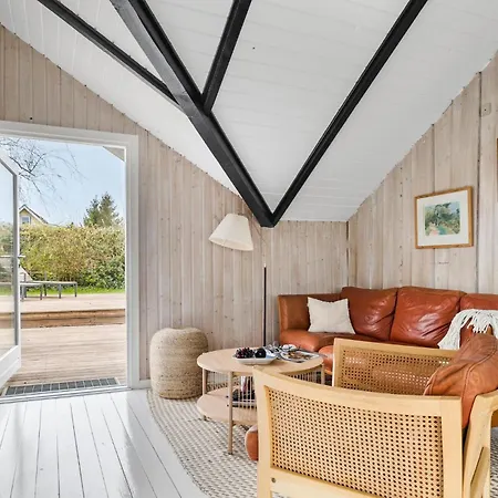 3 Bedroom Awesome In Hejls