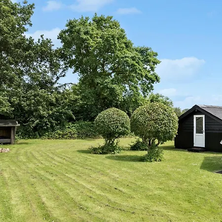 3 Bedroom Awesome In