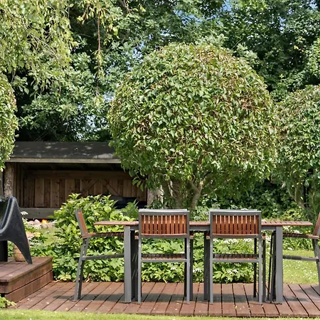 Vakantiehuis Cozy In With Wifi *